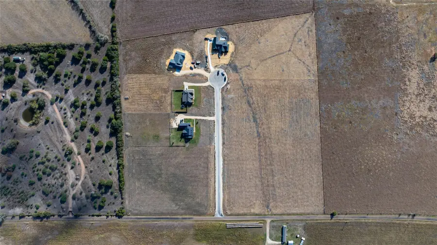 103 Country View Ln, Schulenburg, TX 78956 - Image #3