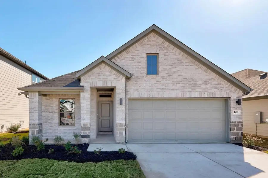 102 Mandeville Dr, Hutto, TX 78634 - Image #2