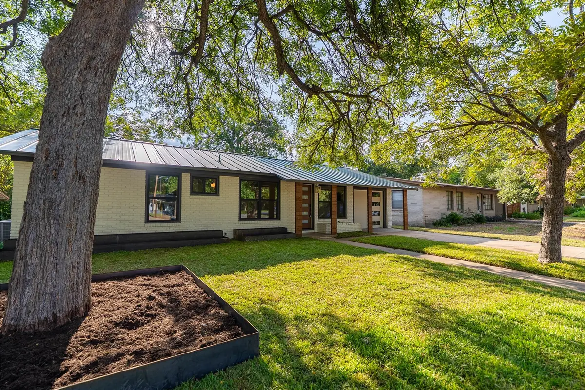 7700 Robalo Rd, Austin, TX 78757 - Image #1