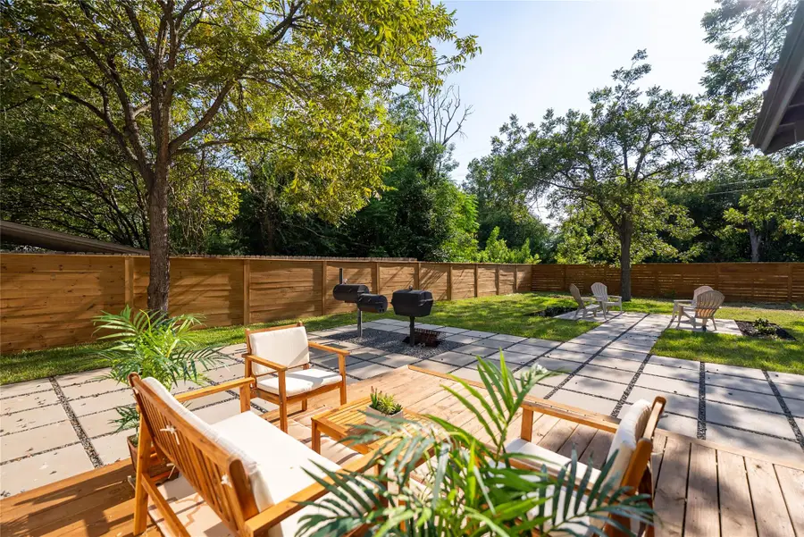 7700 Robalo Rd, Austin, TX 78757 - Image #2