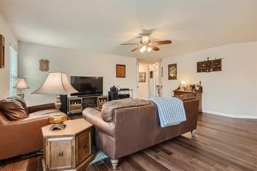 2404 Night Sky Cv, Lockhart, TX 78644 - #2