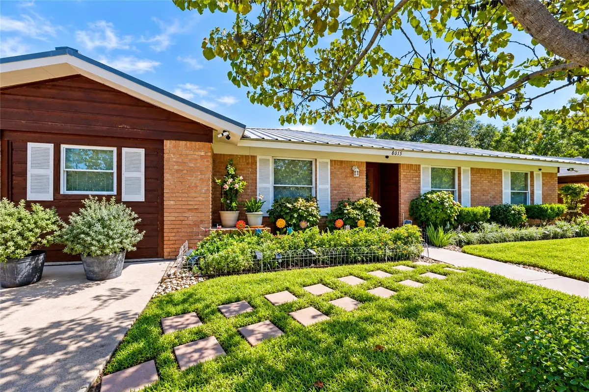 8015 Gault St, Austin, TX 78757 - #1
