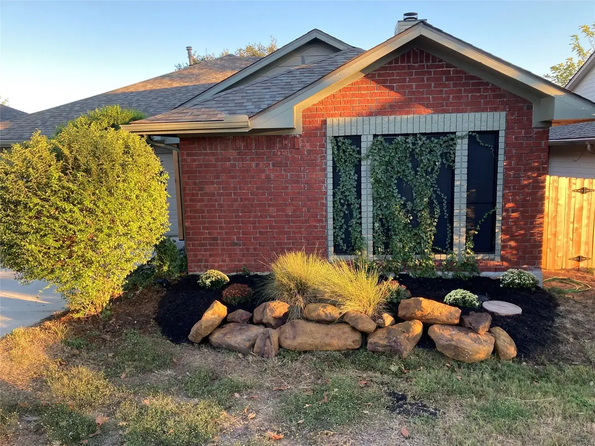 1157 Lago Vista St, San Marcos, TX 78666 - Image #1