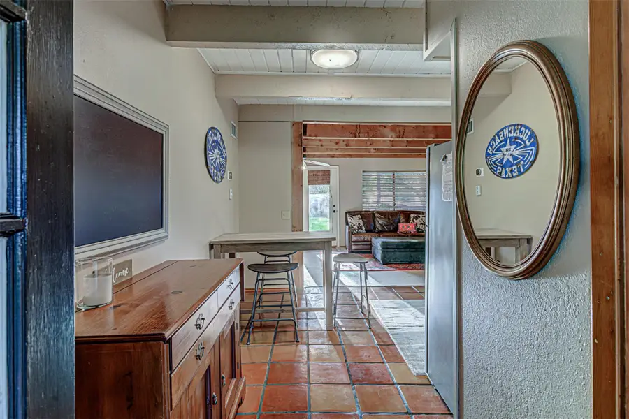 401 Lake Point Dr, Horseshoe Bay, TX 78657 - Image #3