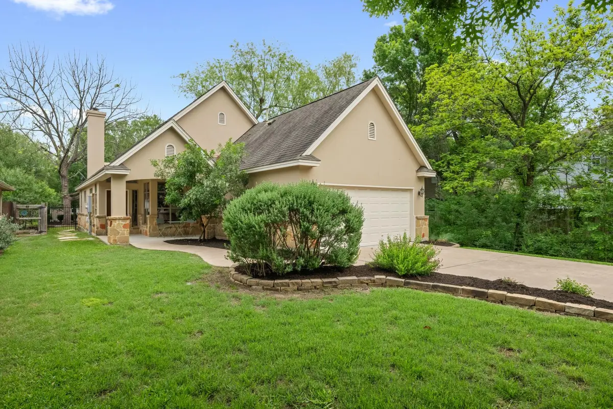 12405 Oro Valley Trl, Austin, TX 78729 - #1