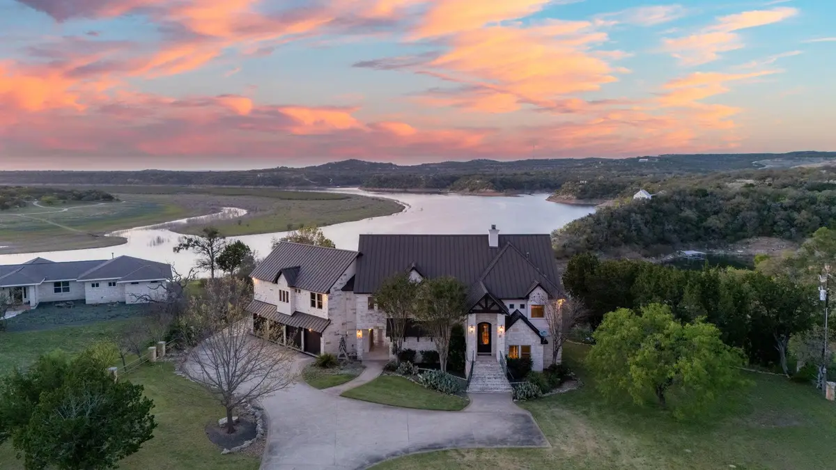 5010 Lookout Ridge Dr, Marble Falls, TX 78654 - #1