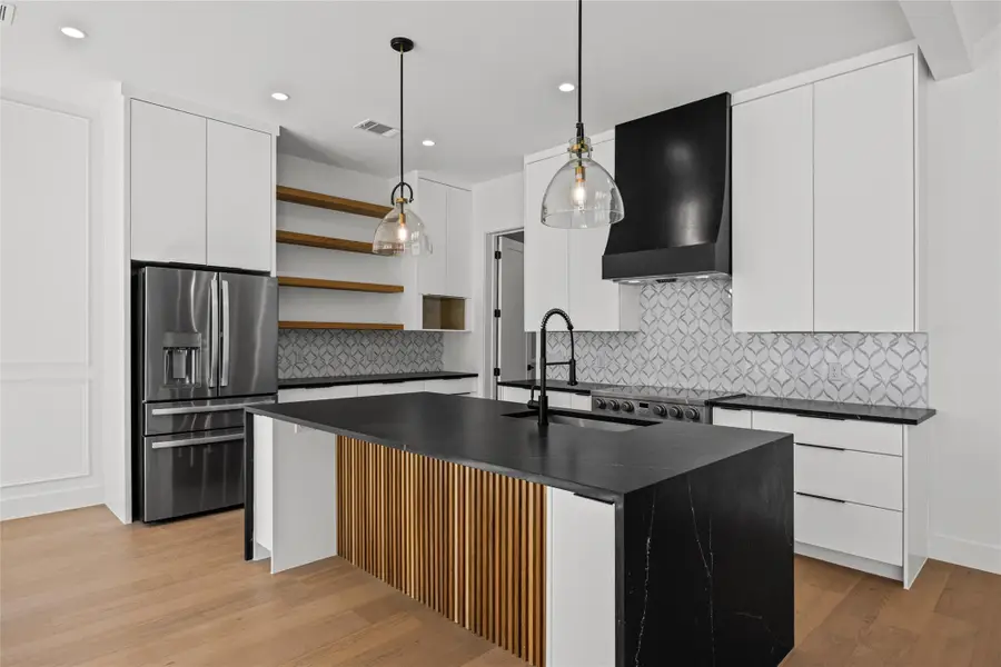 314 Alloway Dr, Spicewood, TX 78669 - #3