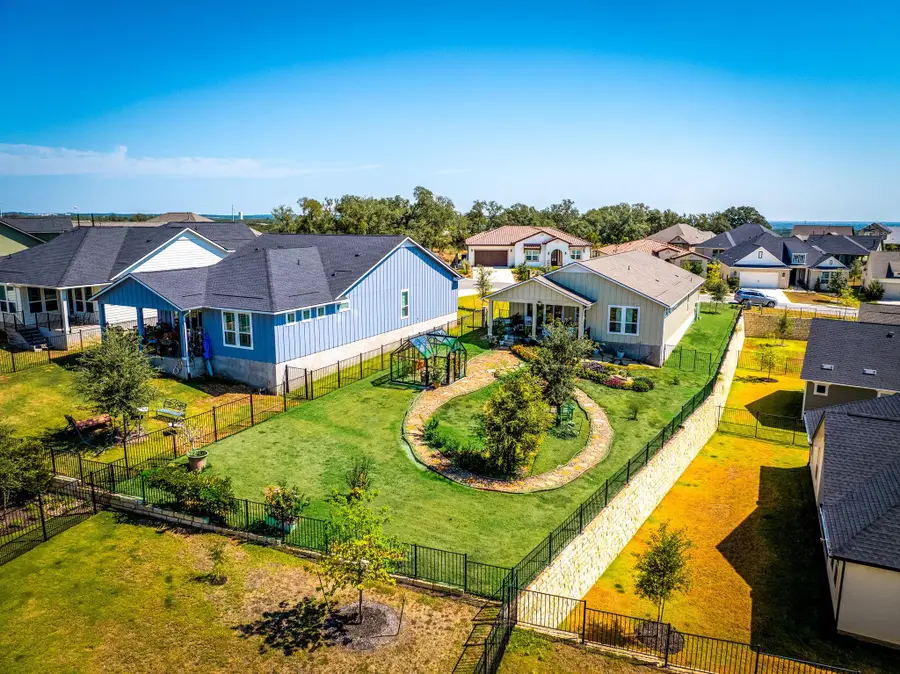 115 Twisting Crest Cv, San Marcos, TX 78666 - Image #2