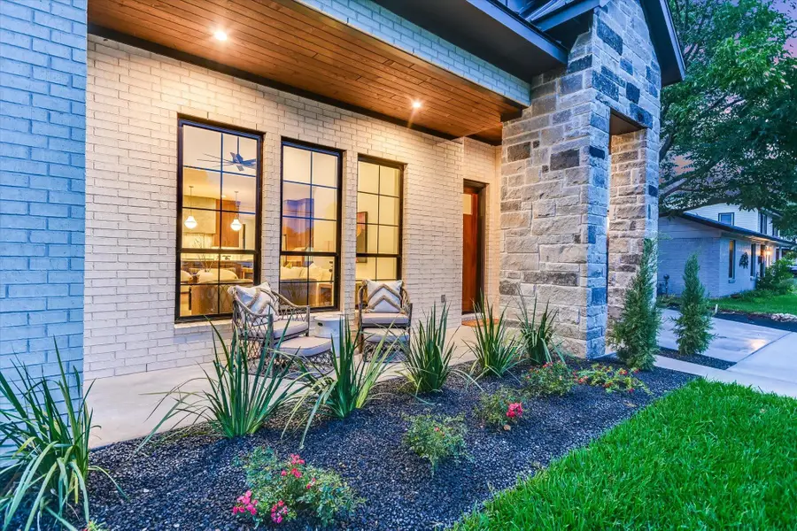 8512 Rockwood Ln, Austin, TX 78757 - #2