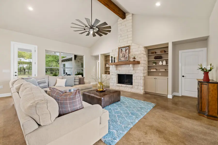 909 Highland Spring Ln, Georgetown, TX 78633 - #2