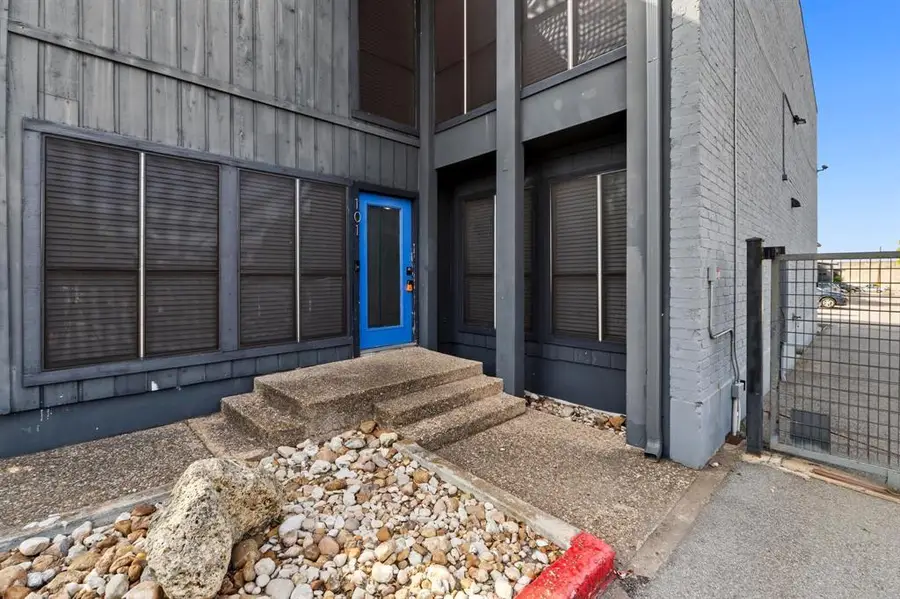 909 Reinli St #101, Austin, TX 78751 - #2