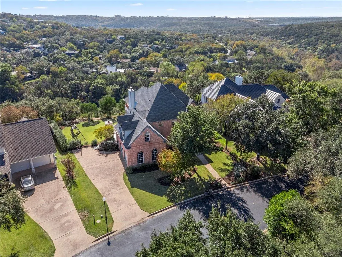 2707 Bartons Bluff Ln, Austin, TX 78746 - #1