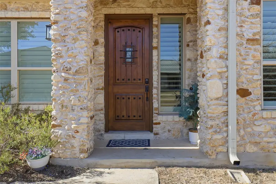 108 Gemstone, Horseshoe Bay, TX 78657 - Image #3