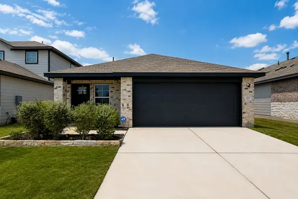 121 Santa Rosa Ln, Buda, TX 78610