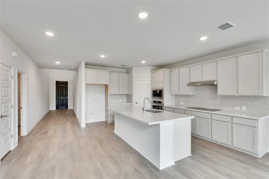 623 Breeze Hollow Ln, Georgetown, TX 78628 - Image #3