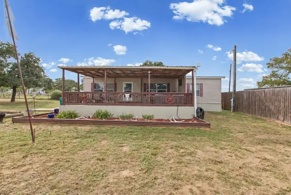 101 Red Dog Rd, Tow, TX 78672