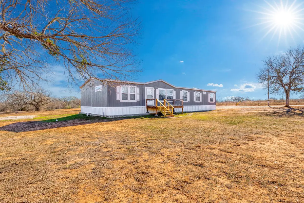 190 Branding Iron Trl, Lockhart, TX 78644 - Image #1