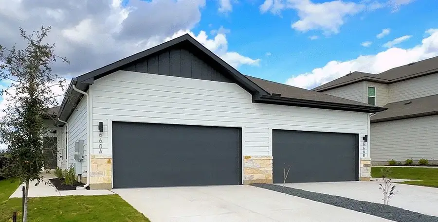 1020 Staglin St, Buda, TX 78610 - #2