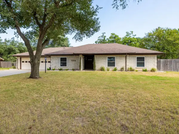 1502 Yokley Rd, Rockdale, TX 76567