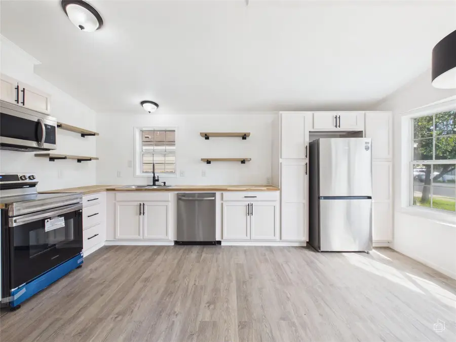 4509 Magin Meadow Dr, Austin, TX 78744 - #2