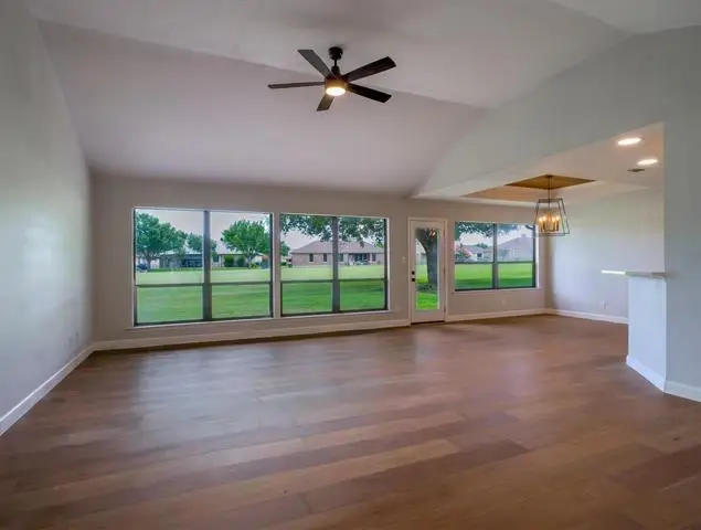416 Spyglass St, Meadowlakes, TX 78654 - #3