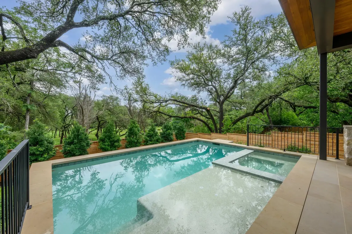 211 Westhaven Dr, West Lake Hills, TX 78746 - #1