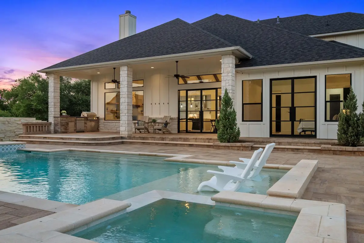 112 Davis Ln, Georgetown, TX 78633 - #1