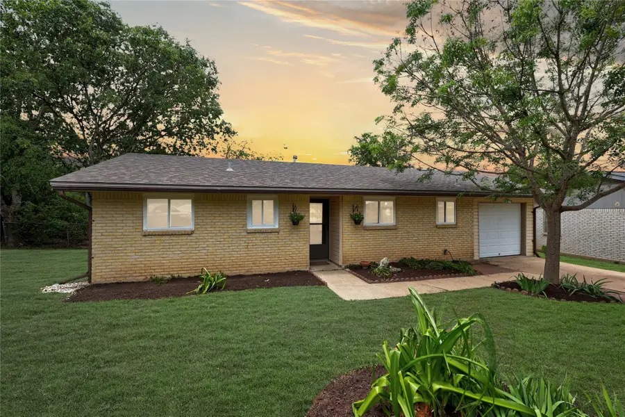 8204 Kellog Ct, Austin, TX 78745 - #2