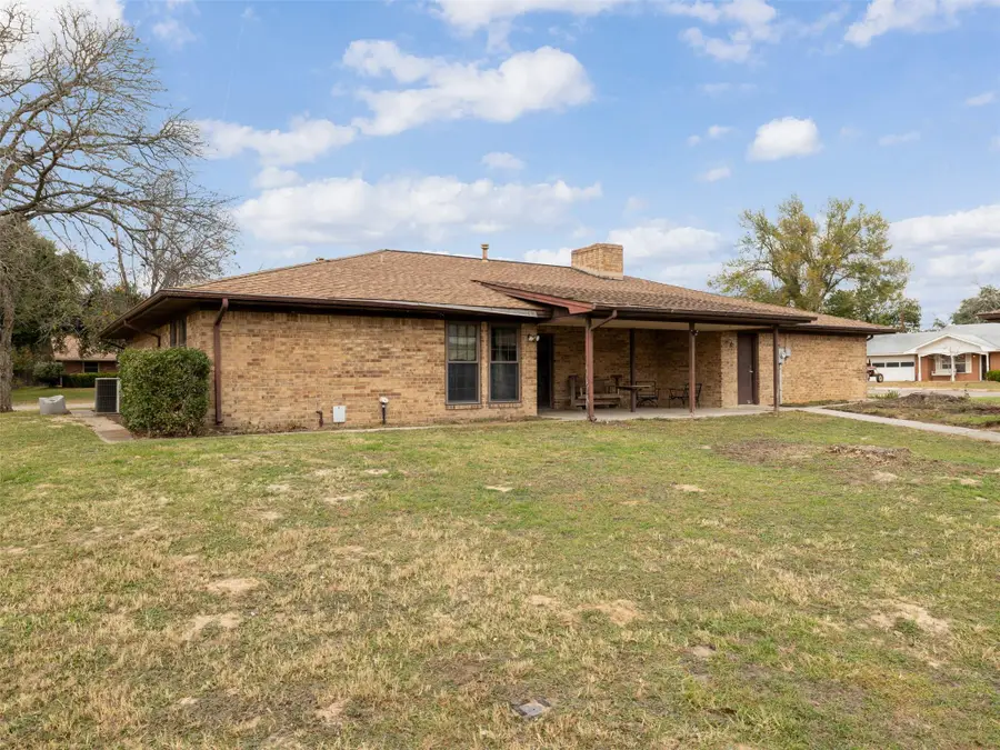 1501 Okelley Rd, Rockdale, TX 76567 - #2