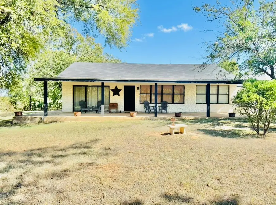 702 Pleasant Grove Rd, Elgin, TX 78621 - #2