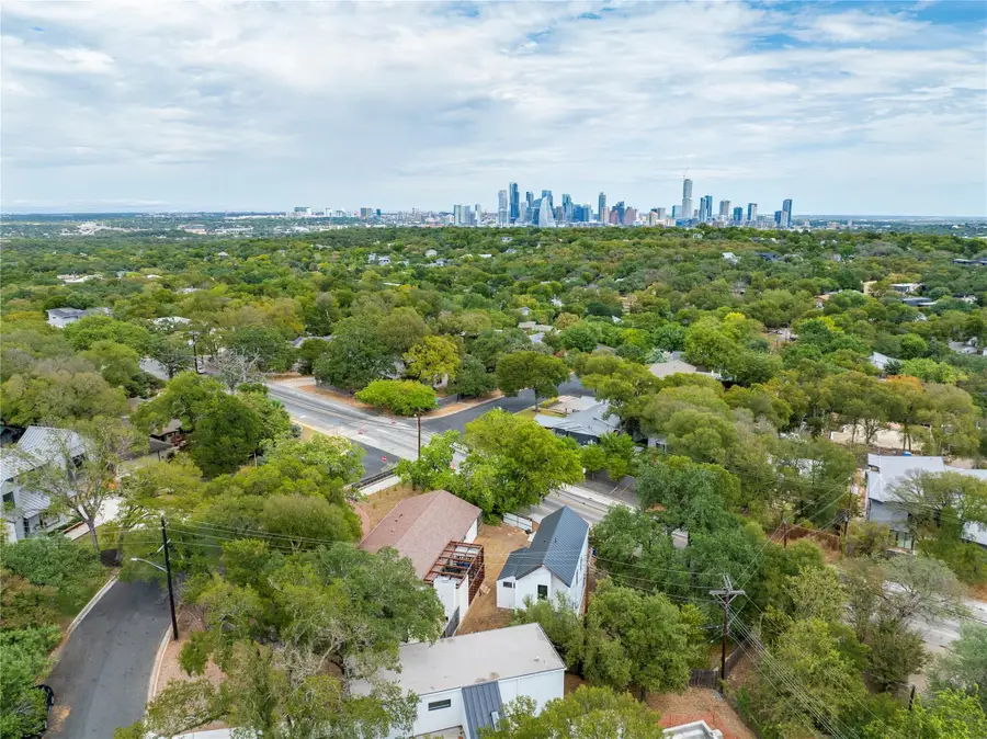 2801 Cedarview Dr, Austin, TX 78704 - Image #3