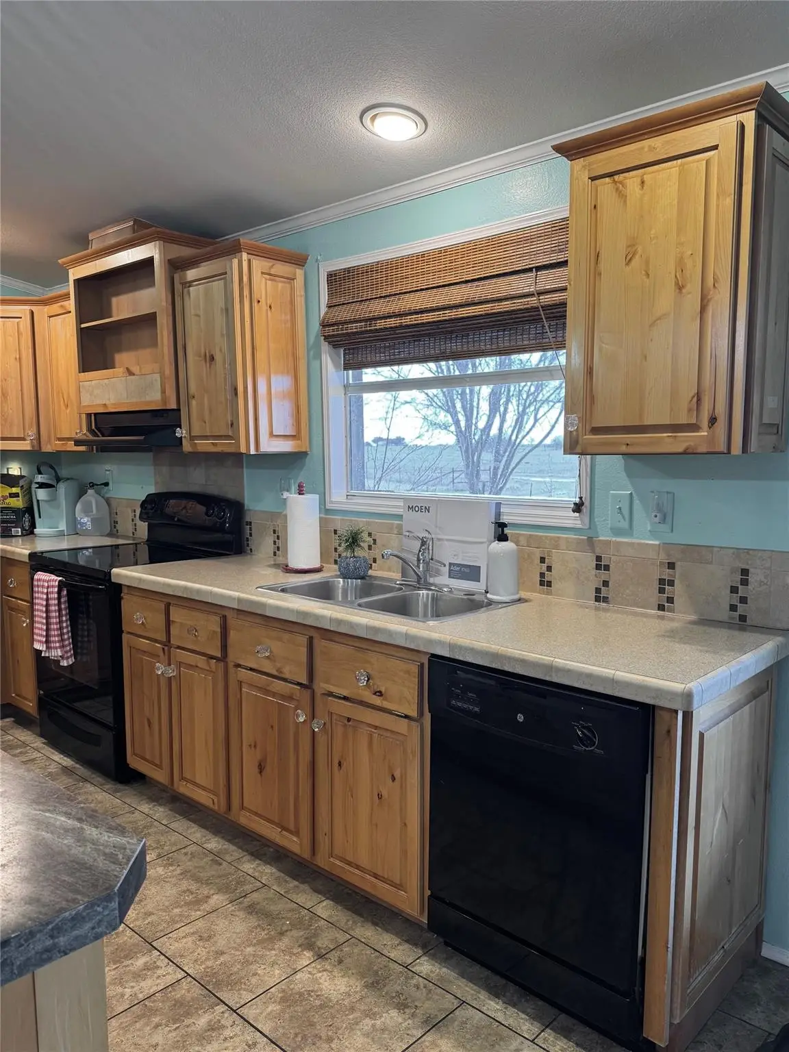 674 County Road 447, Waelder, TX 78959 - Image #1