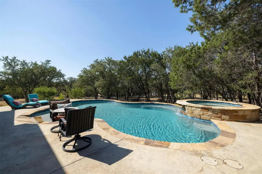 221 Old Tower Rd, Liberty Hill, TX 78642 - Image #2