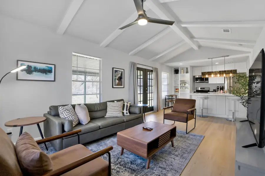 1205 Arthur Stiles Rd, Austin, TX 78721 - Image #3