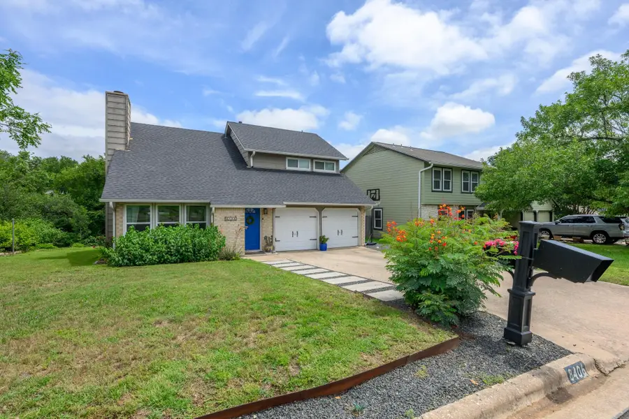 8406 Hanbridge Ln, Austin, TX 78736 - #2