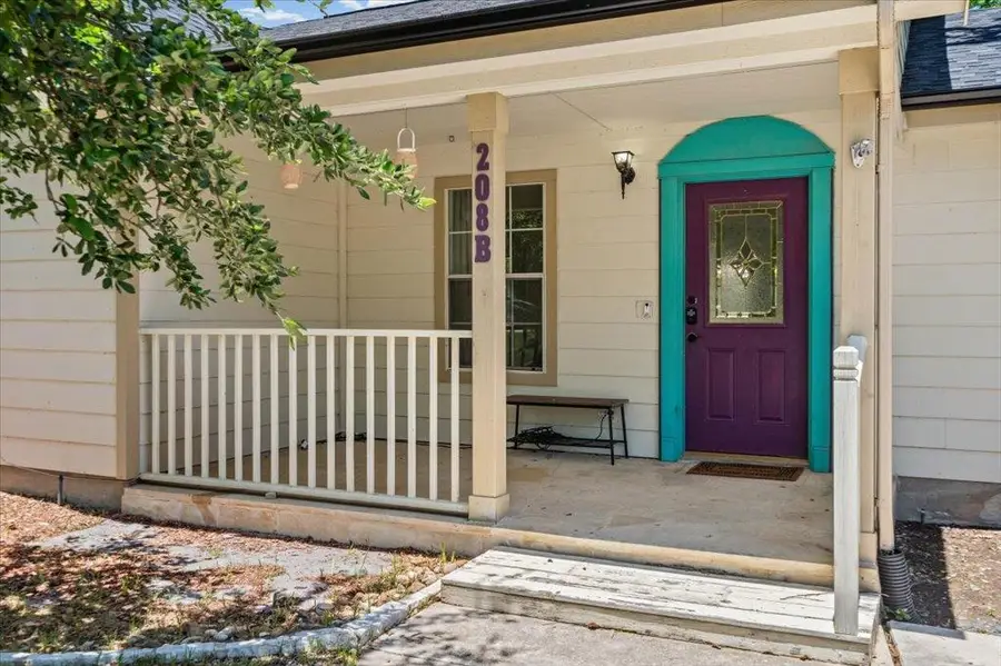 208 W North St #B, Kyle, TX 78640 - #3