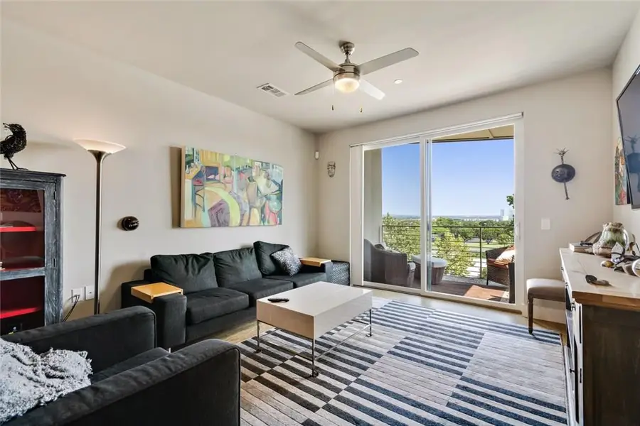 2724 Treble Ln #332, Austin, TX 78704 - #3