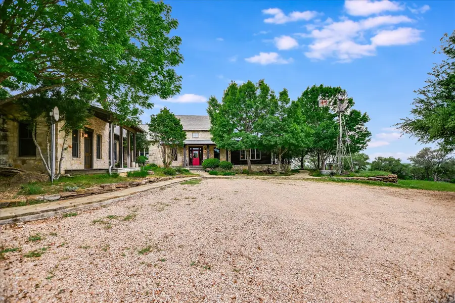 170 Sandstone Rdg, Marble Falls, TX 78654 - #2