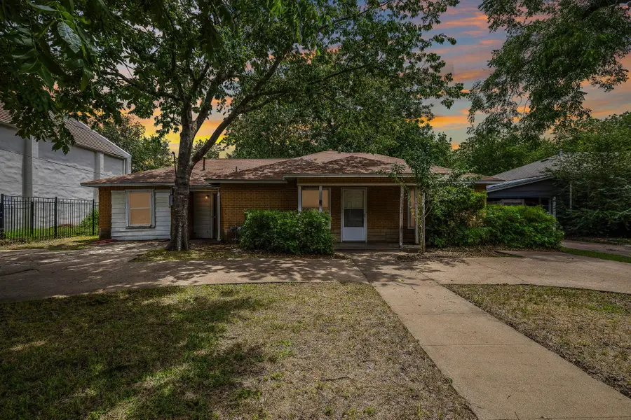 1205 S Church St, Georgetown, TX 78626 - #2