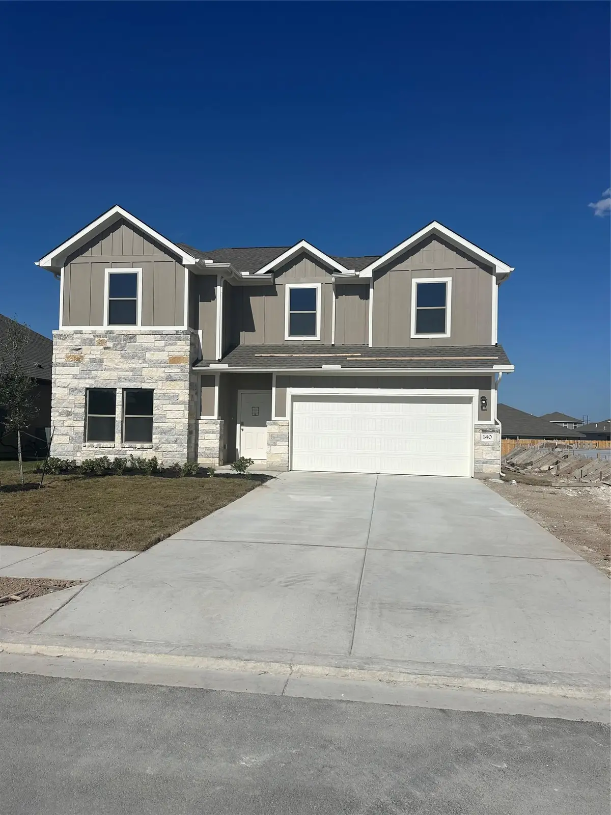 140 Wind Hill, Jarrell, TX 76537 - #1