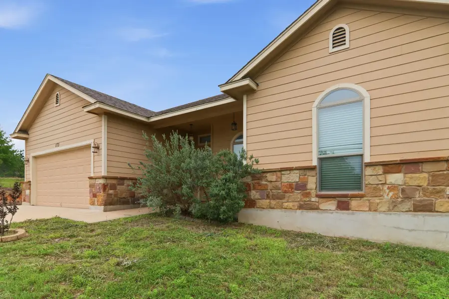 173 Kipahulu Dr, Bastrop, TX 78602 - #2