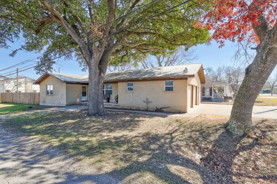 309 W Avenue H Ave, Jarrell, TX 76537 - #3