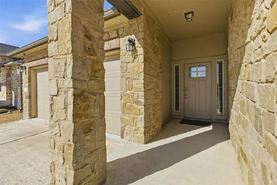 18400 Anicio Gallo Dr, Pflugerville, TX 78660 - Image #2