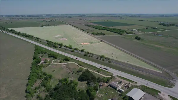 452 Tx-95 Rds, Taylor, TX 76574