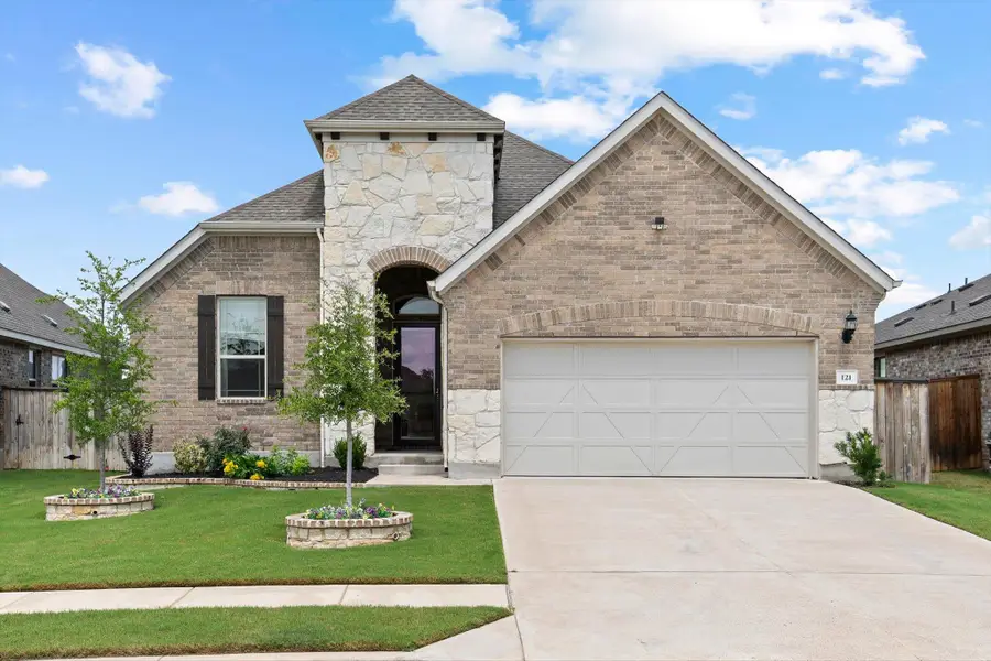 121 Shagbark Trl, Bastrop, TX 78602 - #2
