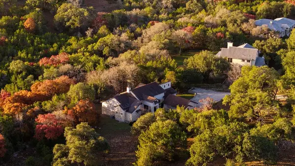 744 Canna Lily Cir, Driftwood, TX 78619