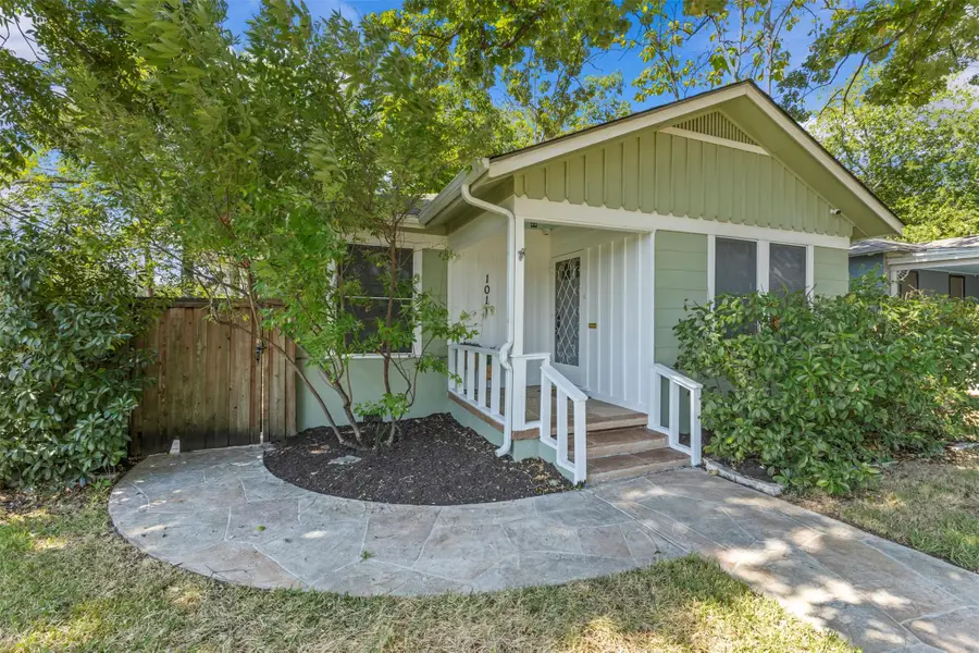 1011 E 45th St, Austin, TX 78751 - #2