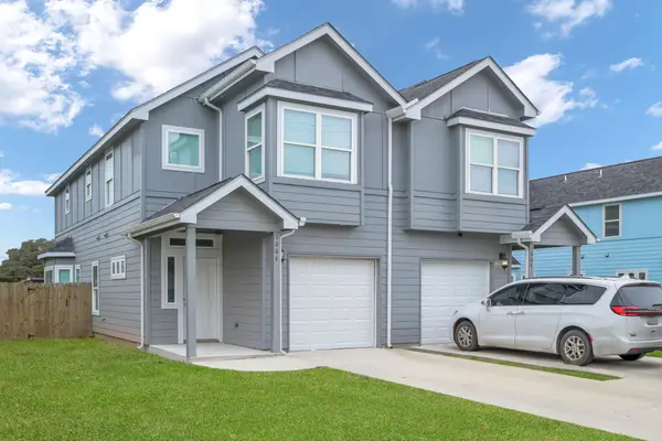 1004 E Fannin St, Luling, TX 78648