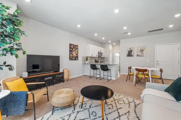 9015 Cattle Baron Path #403, Austin, TX 78747