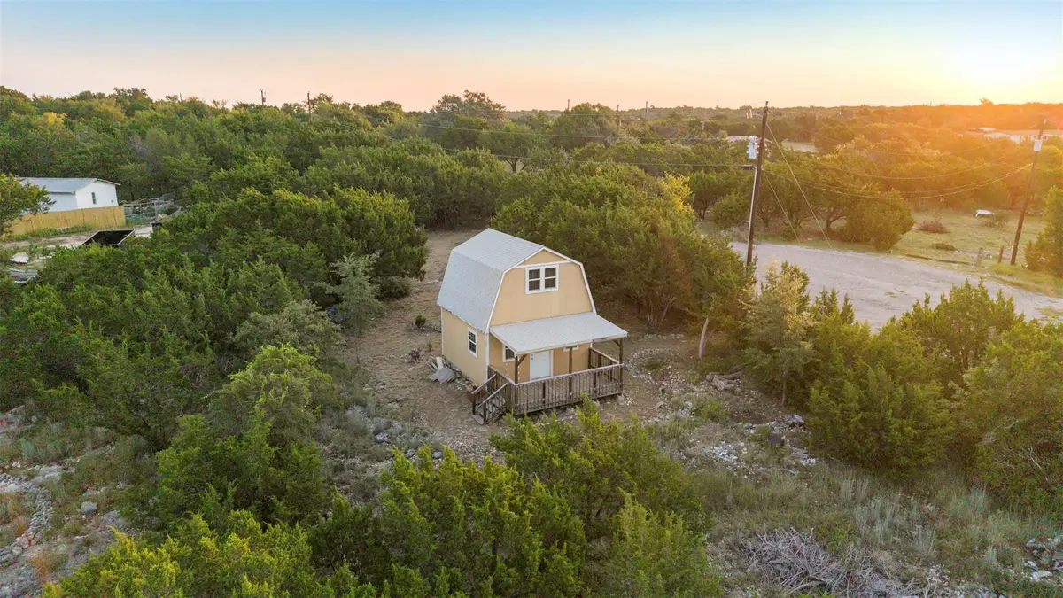 104 Short Circuit Dr, Gatesville, TX 76528 - Image #1